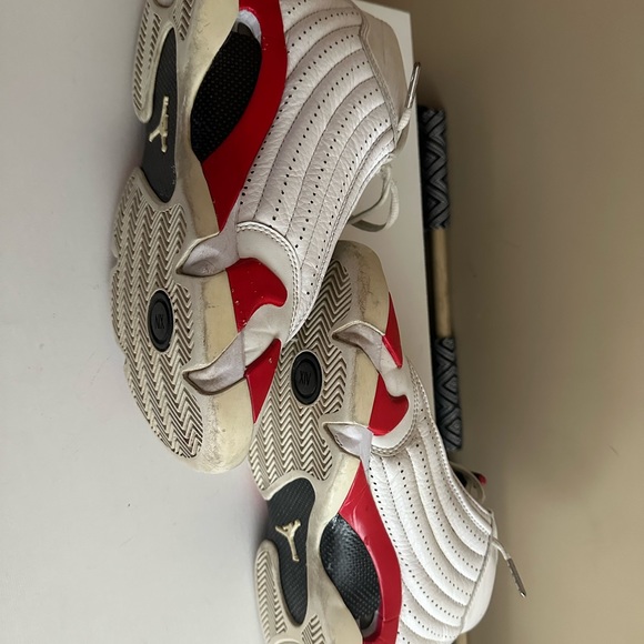 1999 Jordan 14 candy cane - Picture 5 of 7